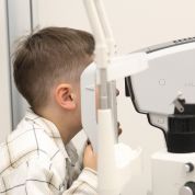 Что делать, если ребенку назначили курс аппаратного лечения глаз 