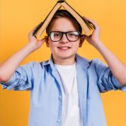 Как объяснить ребенку, зачем ему очки?